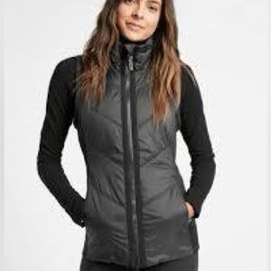 Athleta Rock Ridge PrimaLoft Quilted Puffer Vest Gray Size XS EUC